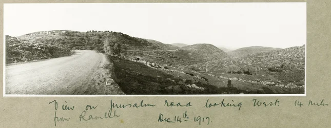 Blick auf die Jerusalem Road nach Westen von Ramleh, 14. Dezember 1917